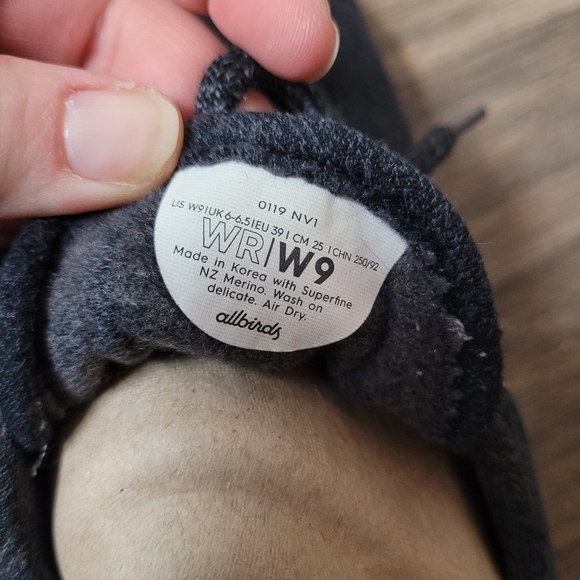Allbirds wool runners gray size 9 - Picture 6 of 7
